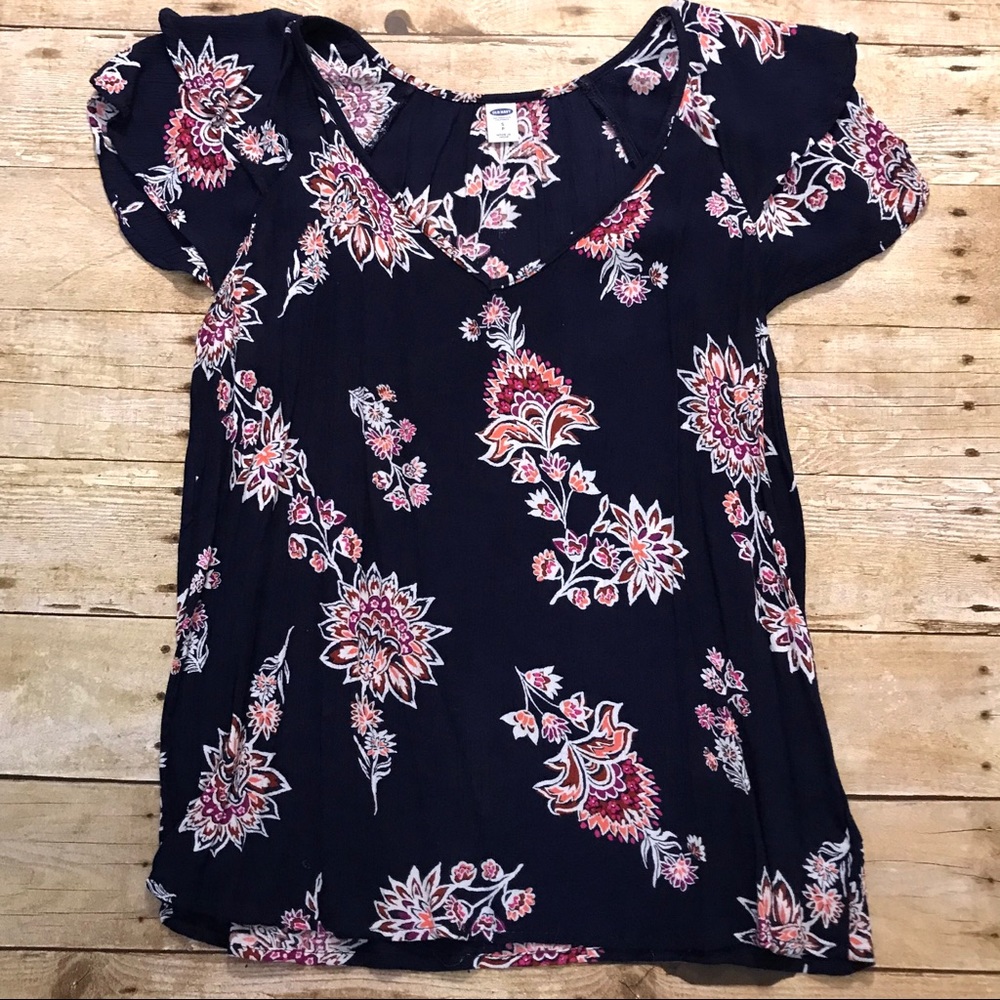 Old Navy l Short Sleeve Floral Top Navy size Small